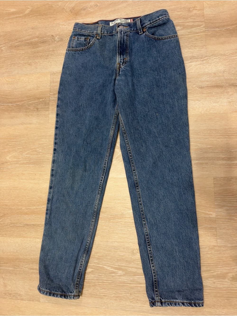 Vintage Levis 550 Classic Relaxed Tapered Jeans Womens 10M Medium Wash